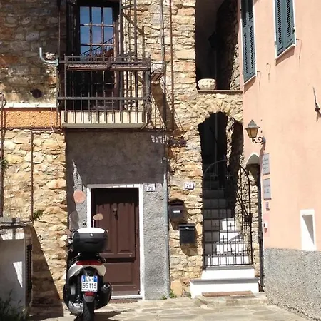 70 Via Vione 아파트 *